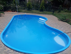 Fiberglass Bean Shape Swimming Pool Manufacturer in Agra